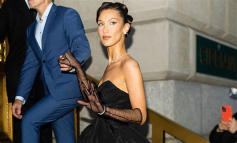 dior bella hadid fact check|Bella Hadid Dior leaving.